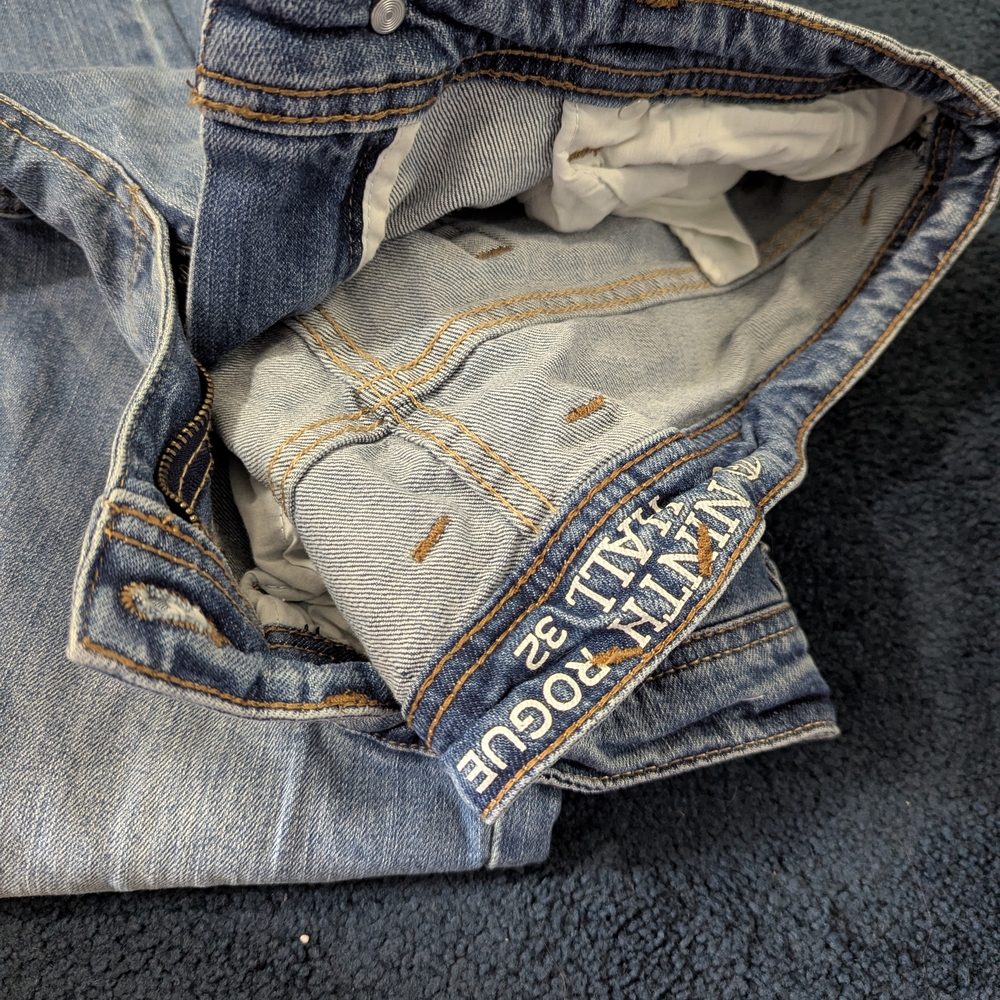 Rogue Men's Blue Jeans